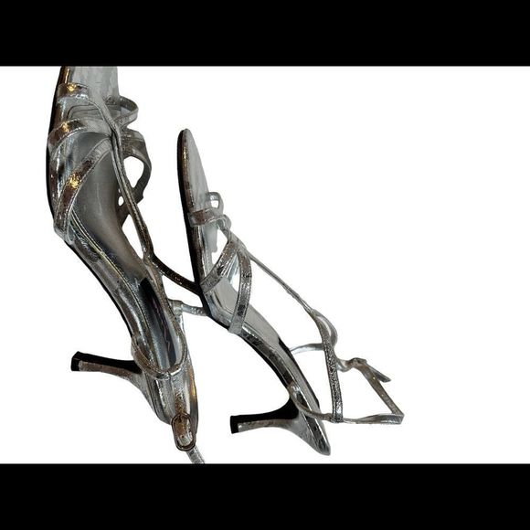 Nina New York  Silver Kitten Heel sandals Sz 8.5 M crinkly look silver - Picture 6 of 6